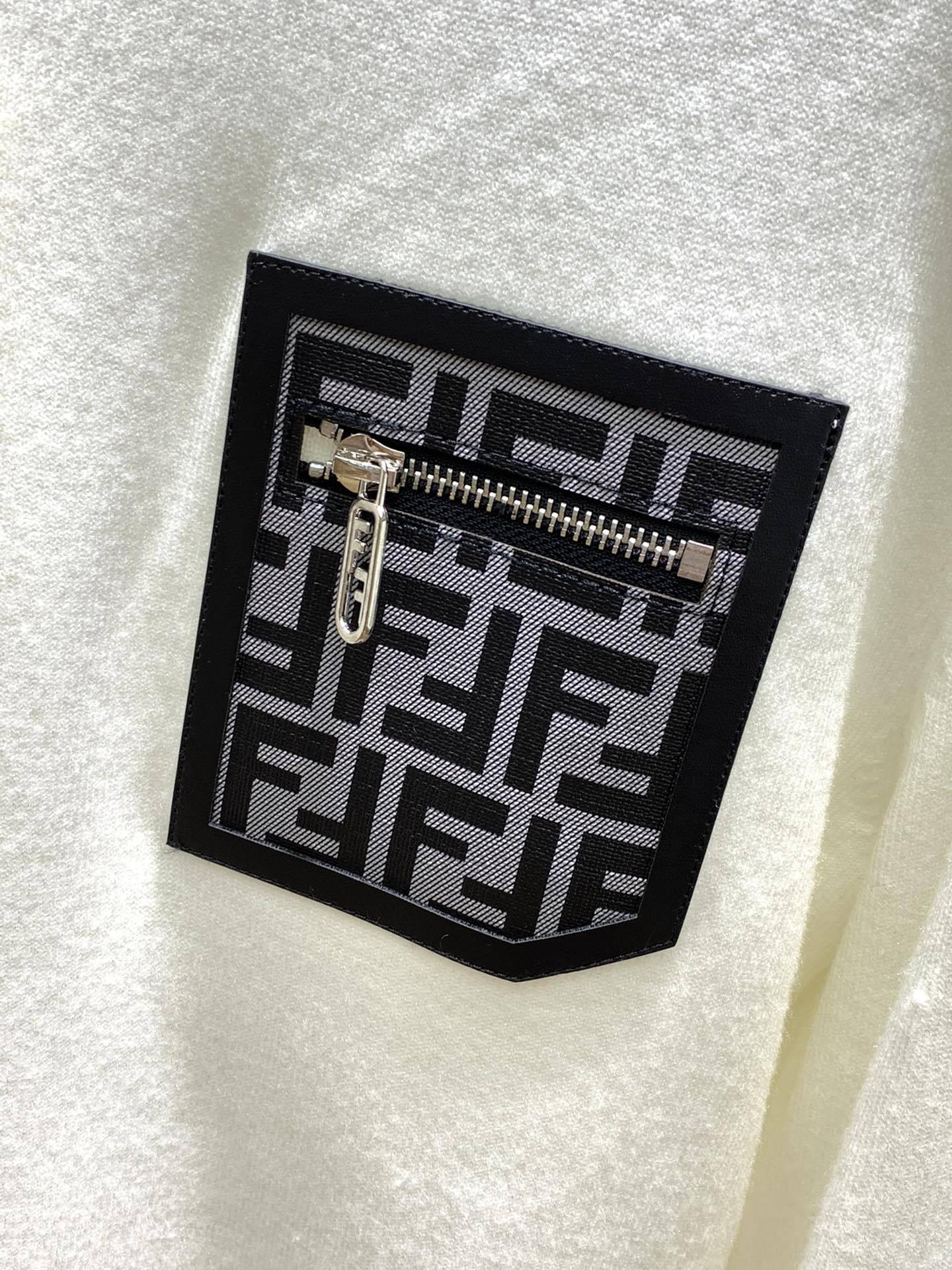 【FENDI旗艦店】フェンディ セーター ご好評に付き再入荷！