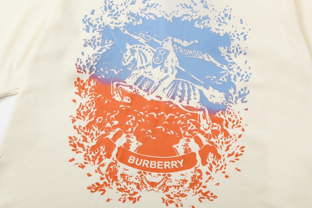 【BURBERRY旗艦店】バーバリー 半袖Tシャツ ご好評に付き再入荷！