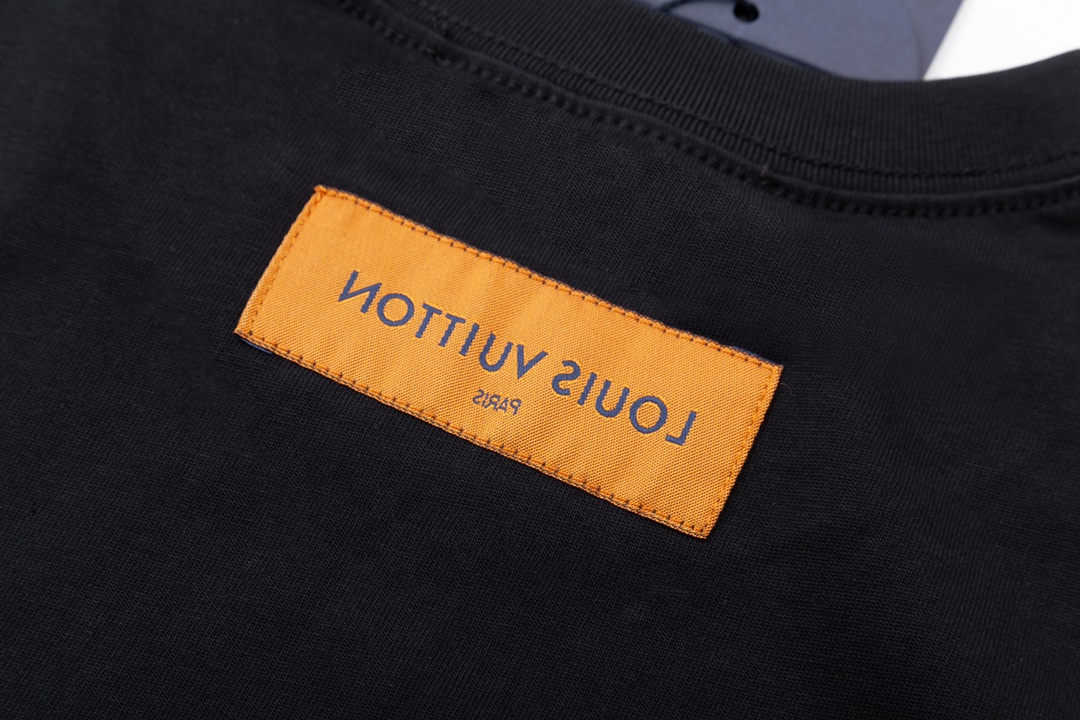 【LOUIS VUITTON】ルイヴィトン 半袖Tシャツ 男女兼用、ご好評に付き再入荷！