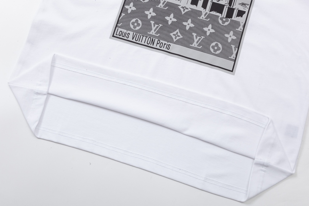 【LOUIS VUITTON】ルイヴィトン 半袖Tシャツ 男女兼用、ご好評に付き再入荷！