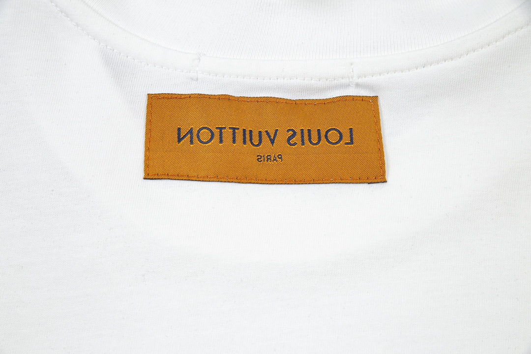 【LOUIS VUITTON】ルイヴィトン 半袖Tシャツ 男女兼用、ご好評に付き再入荷！