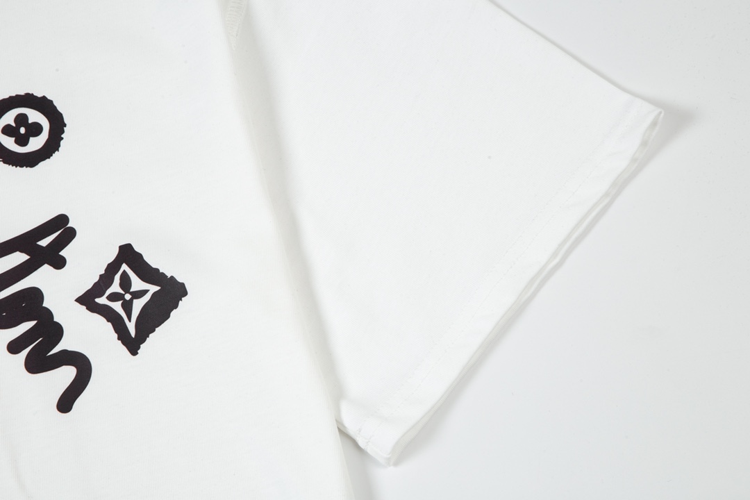 【LOUIS VUITTON旗艦店】ルイヴィトン 半袖Tシャツ ご好評に付き再入荷！