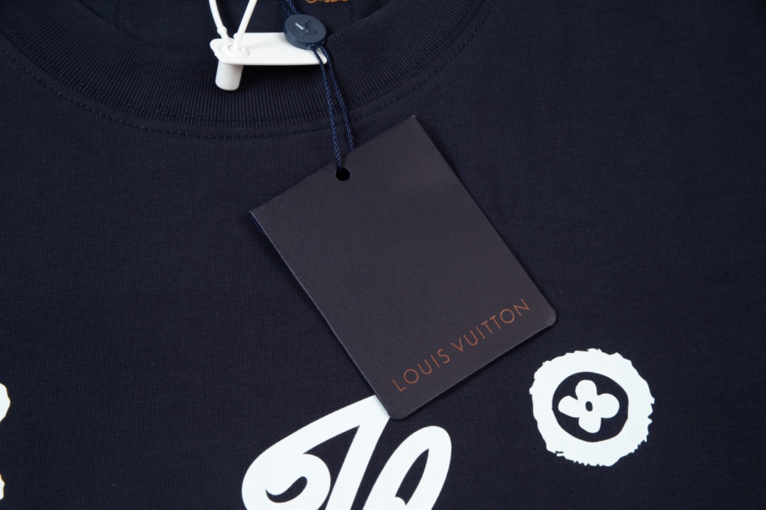 【LOUIS VUITTON旗艦店】ルイヴィトン 半袖Tシャツ ご好評に付き再入荷！