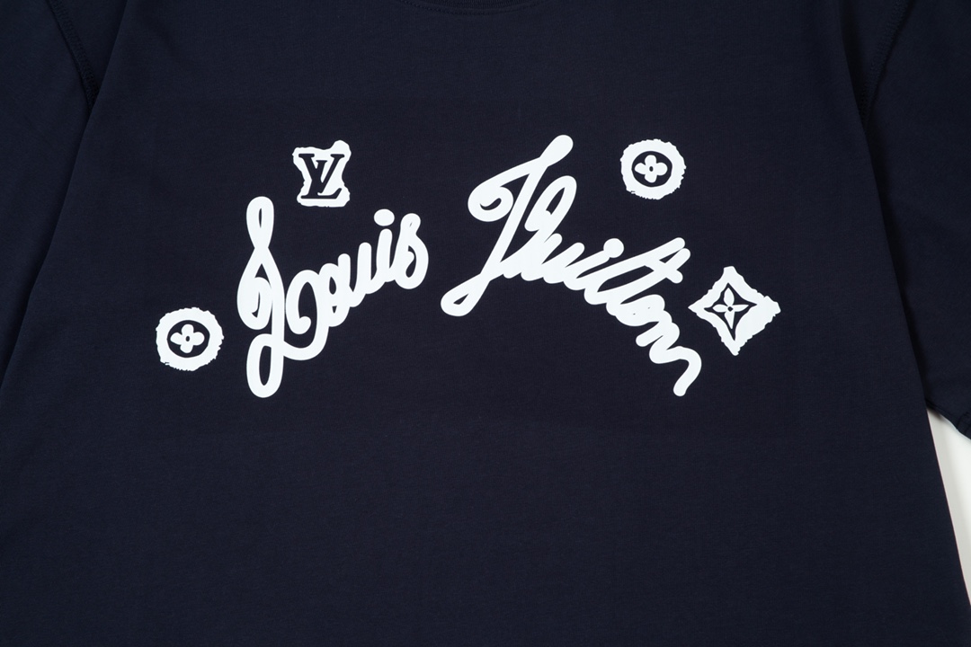 【LOUIS VUITTON旗艦店】ルイヴィトン 半袖Tシャツ ご好評に付き再入荷！