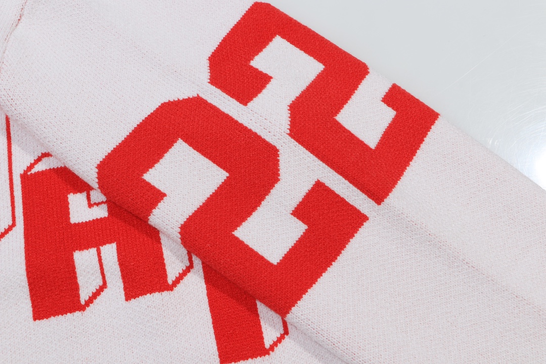 【AMIRI旗艦店】 セーター 男女兼用 ご好評に付き再入荷！