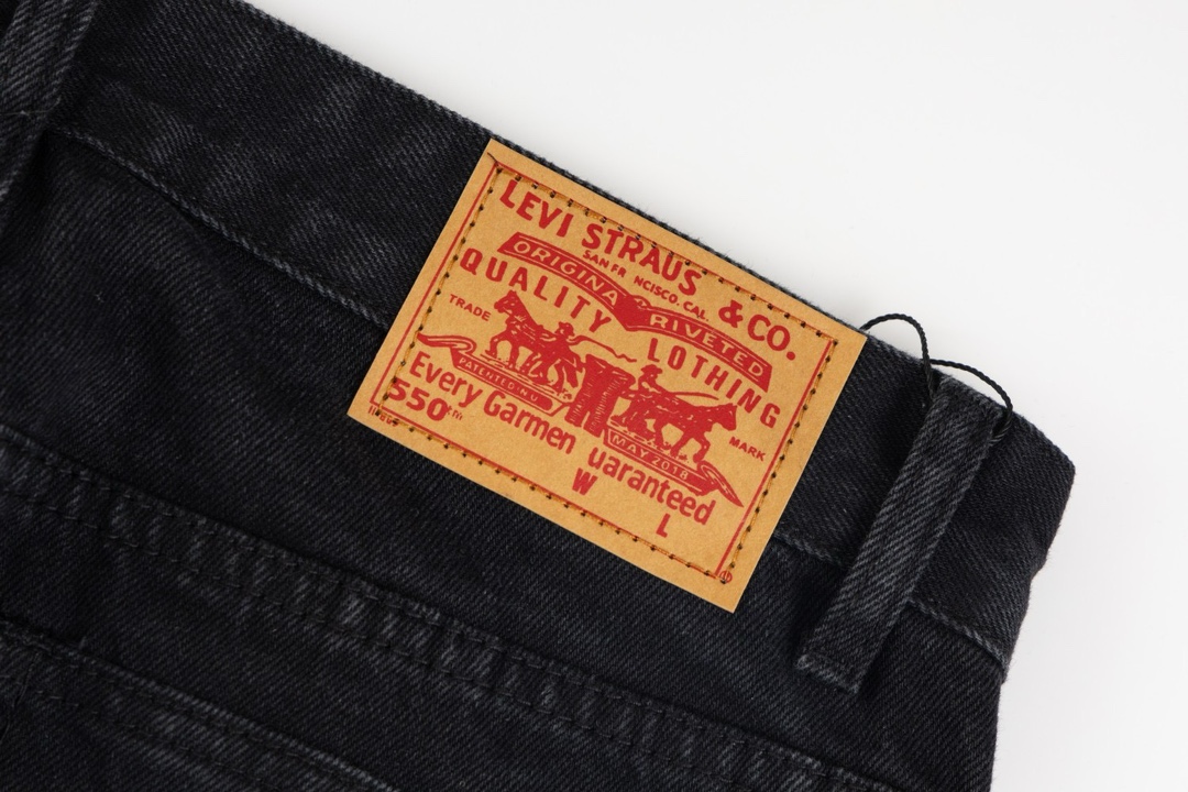 【CHROME HEARTS 公式旗艦店】クロムハーツ ジーパン、ご好評に付き再入荷！