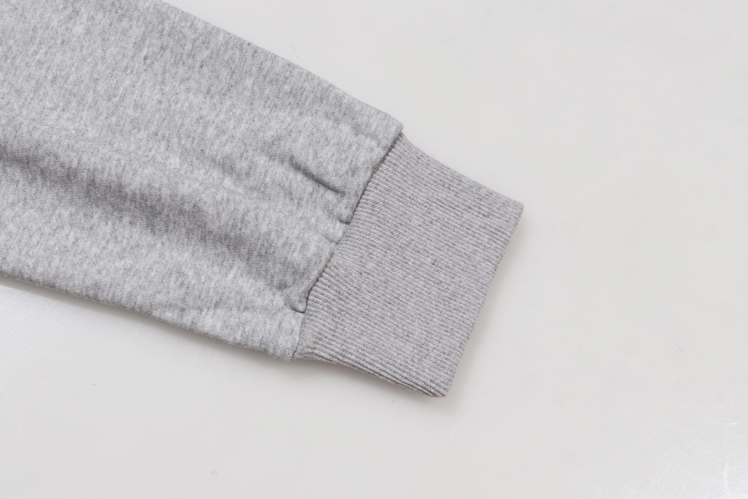 【CELINE旗艦店】パーカー★男女兼用★ご好評に付き再入荷！