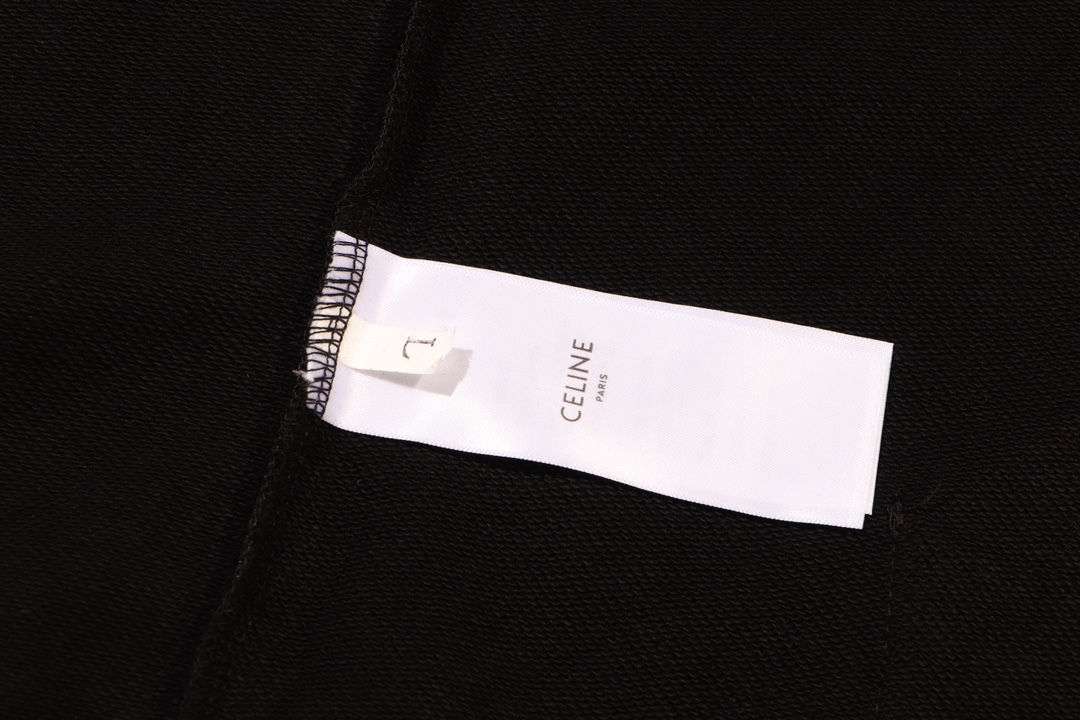 【CELINE旗艦店】パーカー★男女兼用★ご好評に付き再入荷！