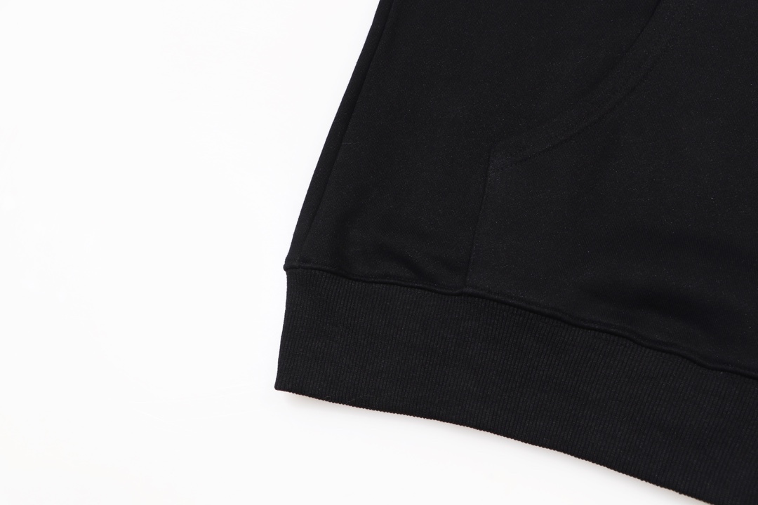 【CELINE旗艦店】パーカー★男女兼用★ご好評に付き再入荷！