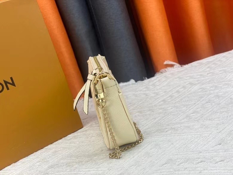 LOUIS VUITTON ルイヴィトン MINI POCHETTE ACCESSOIRES M80501