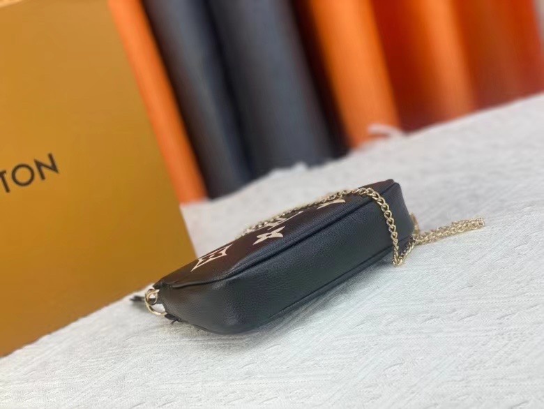 LOUIS VUITTON ルイヴィトン MINI POCHETTE ACCESSOIRES M80501