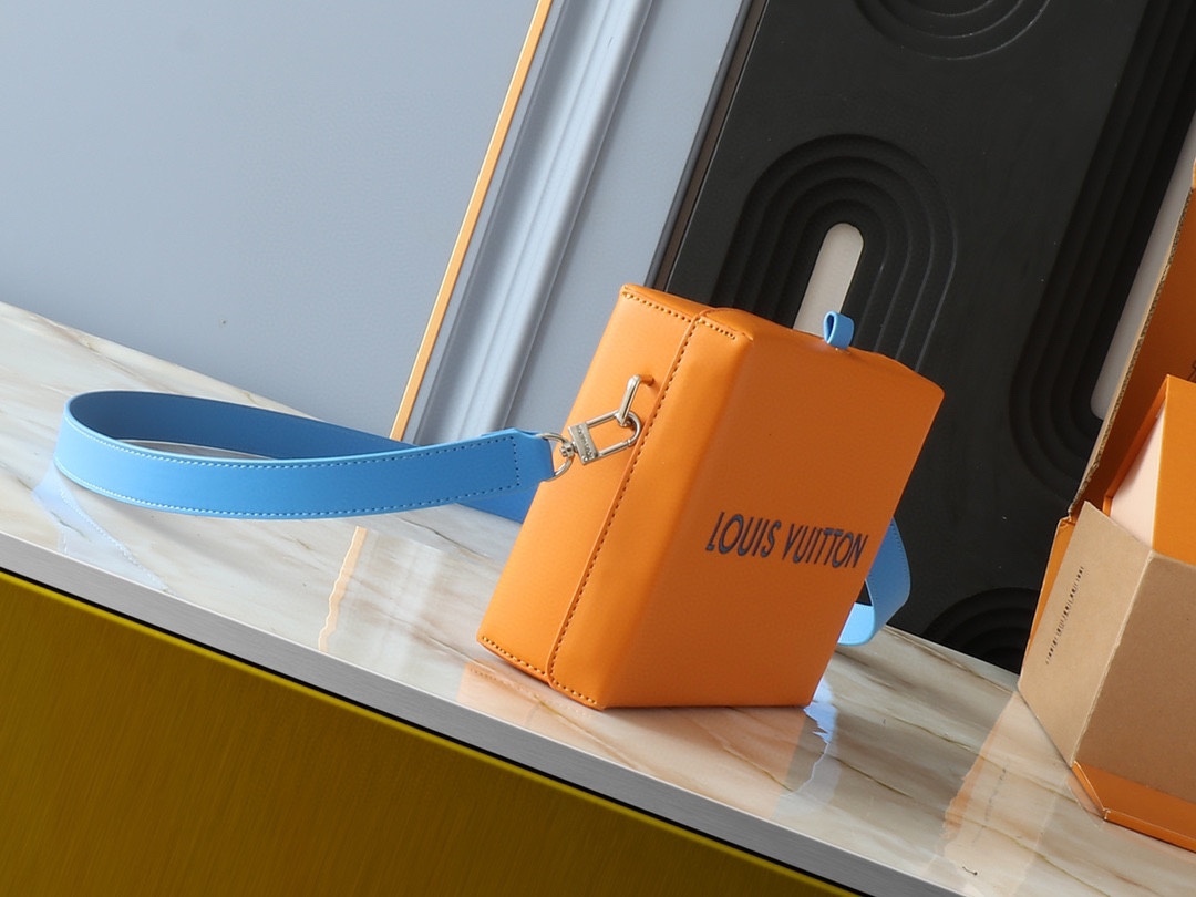 LOUIS VUITTON ルイヴィトン Shopper クロスボディバッグ M24455