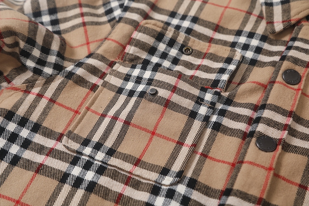 【BURBERRY旗艦店】バーバリー ラムウールジャケット ご好評に付き再入荷！