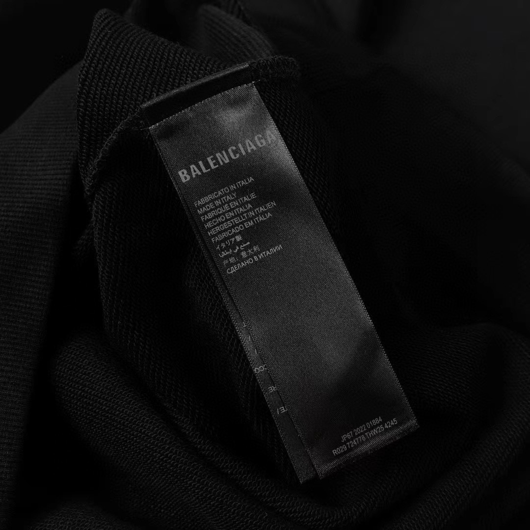 【BALENCIAGA】バレンシアガ パーカー 男女兼用 ご好評に付き再入荷！