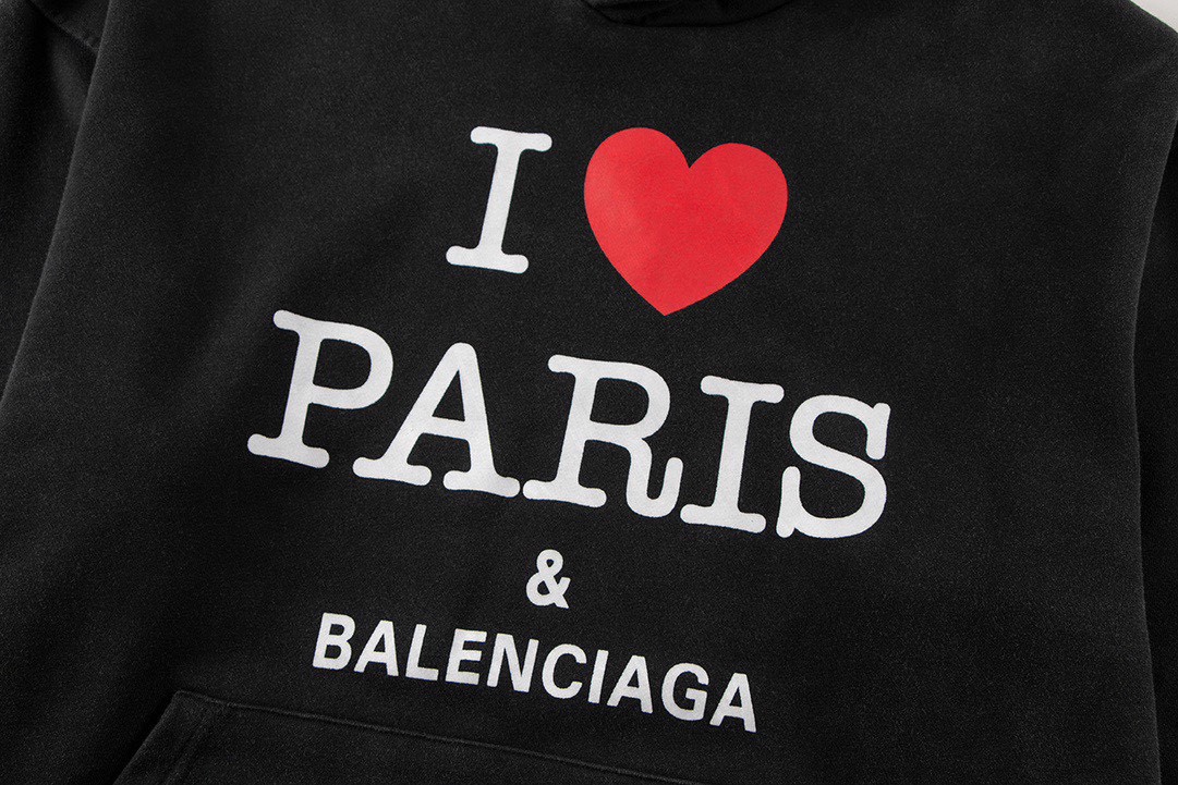 【BALENCIAGA】バレンシアガ パーカー 男女兼用 ご好評に付き再入荷！