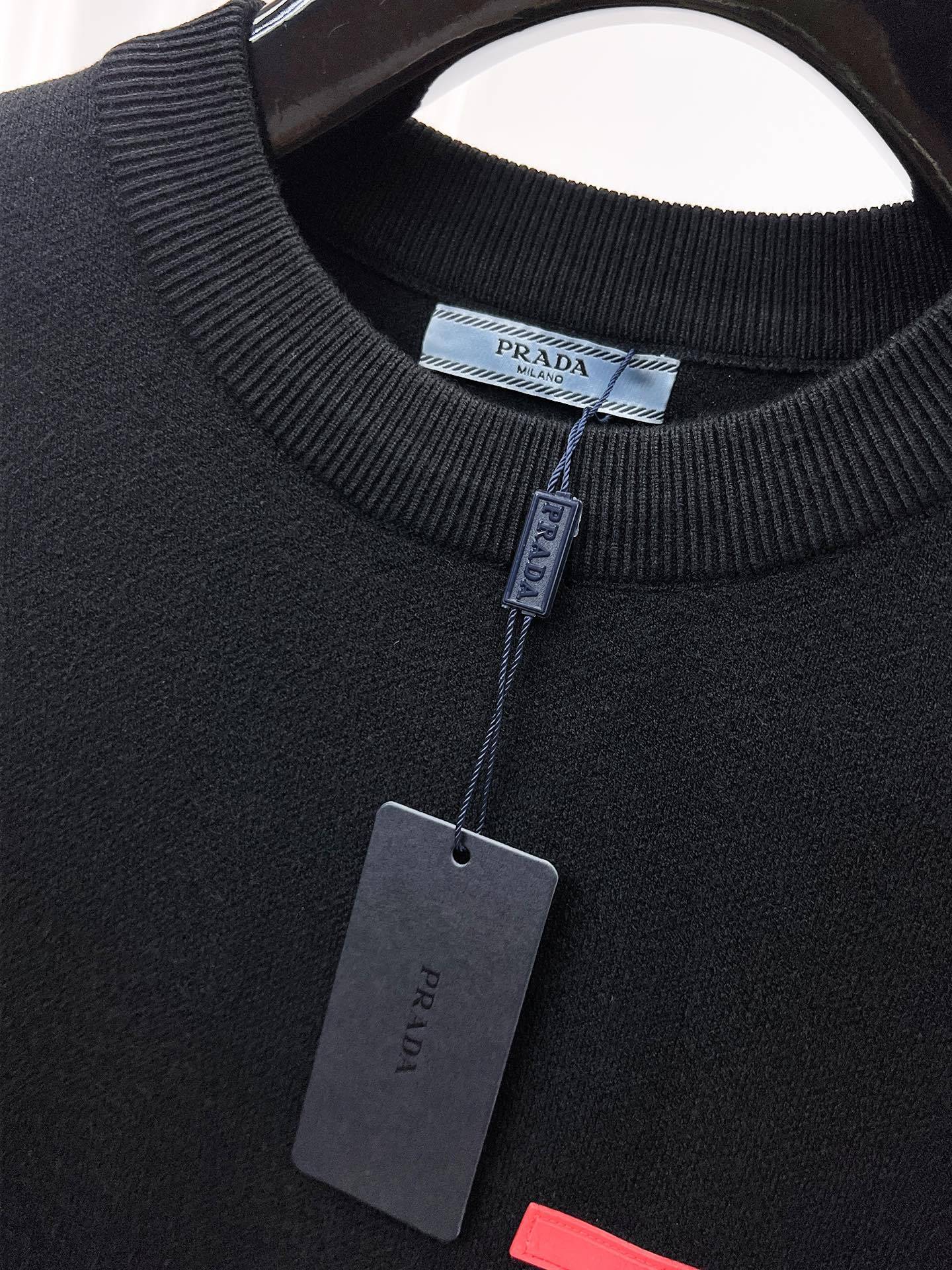 【PRADA旗艦店】プラダ セーター ご好評に付き再入荷！