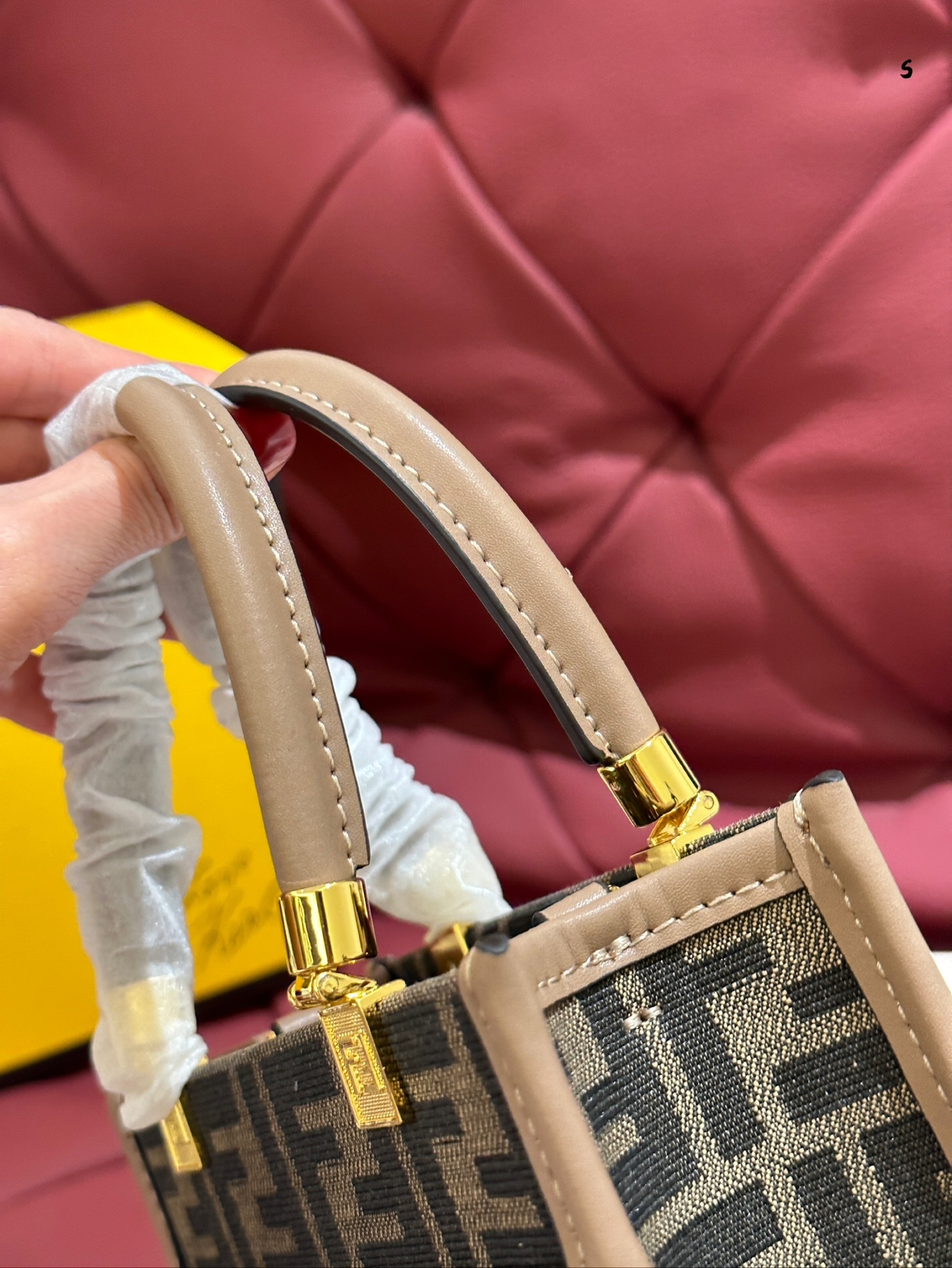 【FENDI公式旗艦店】フェンディ MINI  ハンドバッグ クロスボディバッグ