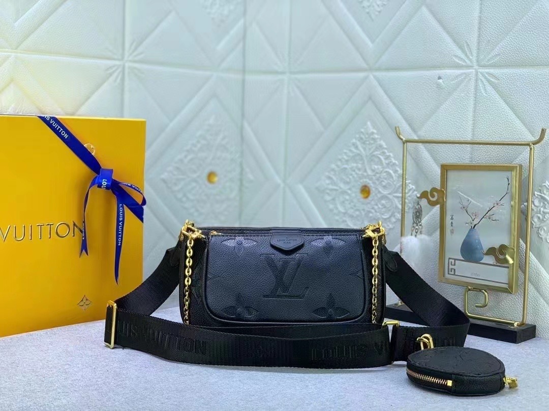 LOUIS VUITTON ルイヴィトン 3点セットのバッグ M44823