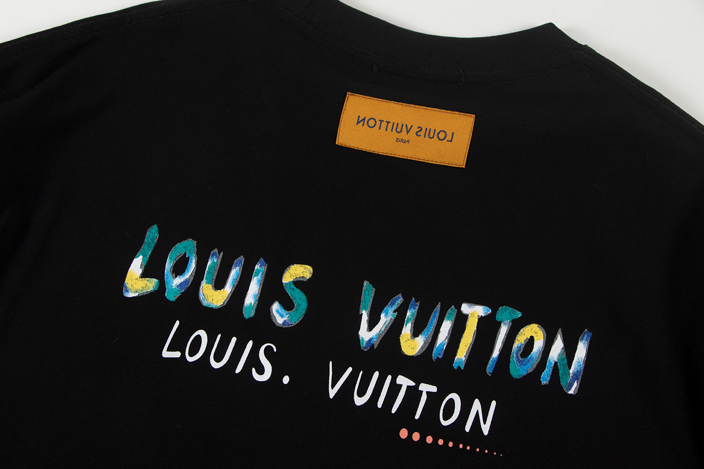 【LOUIS VUITTON旗艦店】ルイヴィトン 半袖Tシャツ ご好評に付き再入荷！
