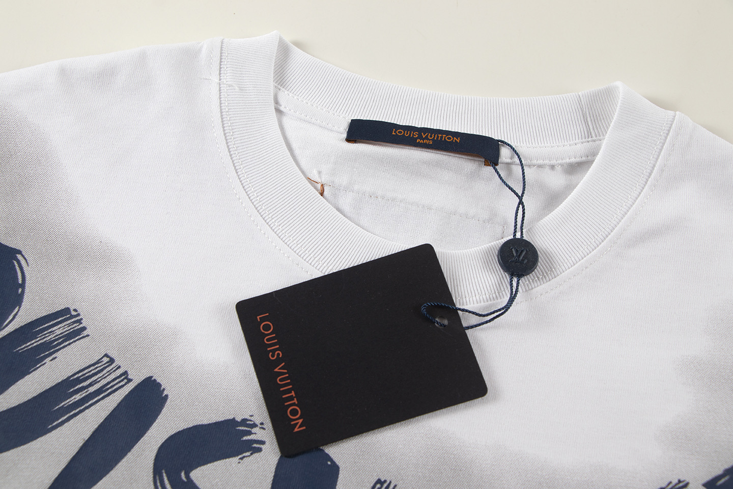 【LOUIS VUITTON旗艦店】ルイヴィトン 半袖Tシャツ ご好評に付き再入荷！
