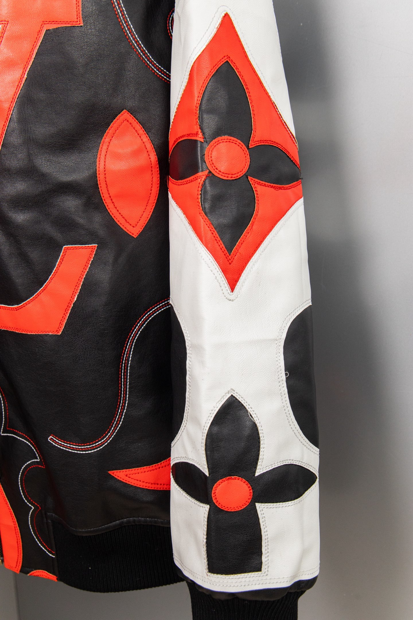 【LOUIS VUITTON旗艦店】ルイヴィトン ジャケット 、ご好評に付き再入荷！