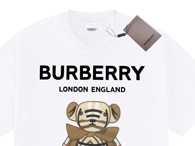 【BURBERRY旗艦店】バーバリー 半袖Tシャツ ご好評に付き再入荷！
