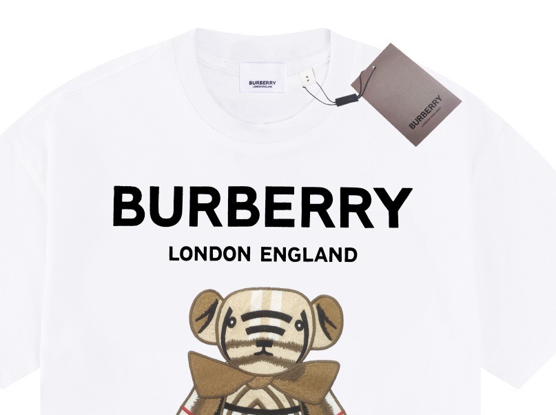 【BURBERRY旗艦店】バーバリー 半袖Tシャツ ご好評に付き再入荷！