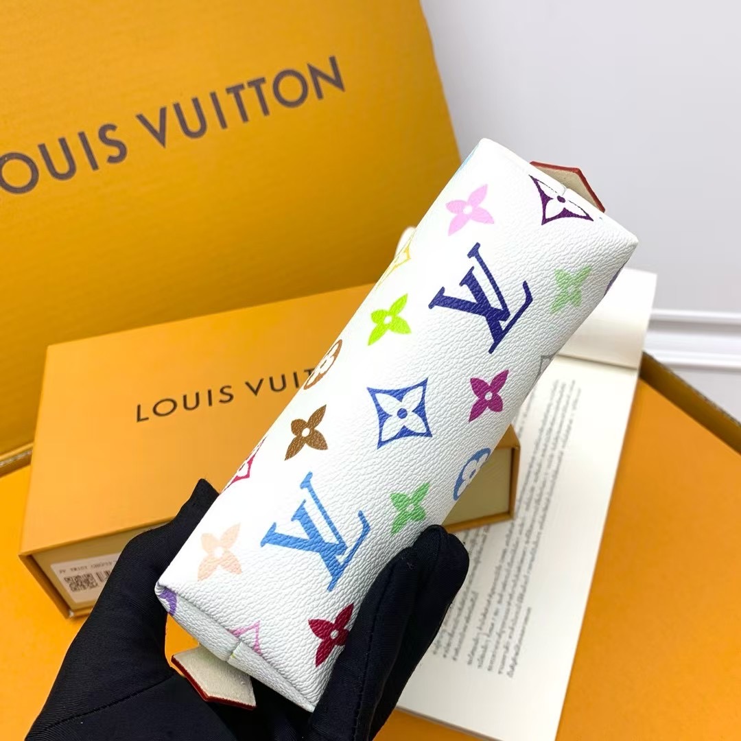 LOUIS VUITTON（ルイヴィトン）Cléa 財布 M47515