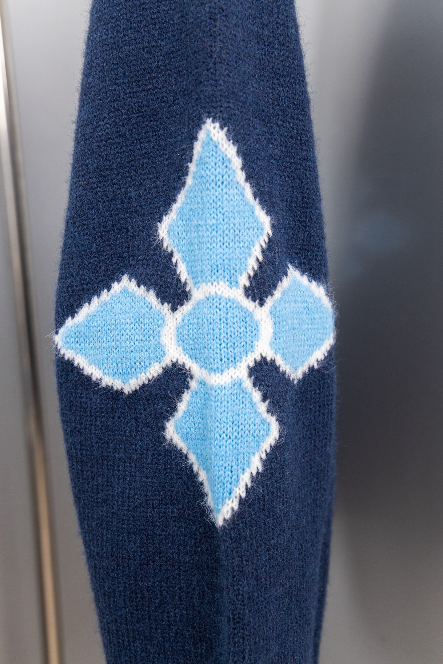 【LOUIS VUITTON旗艦店】ルイヴィトン セーター ご好評に付き再入荷！