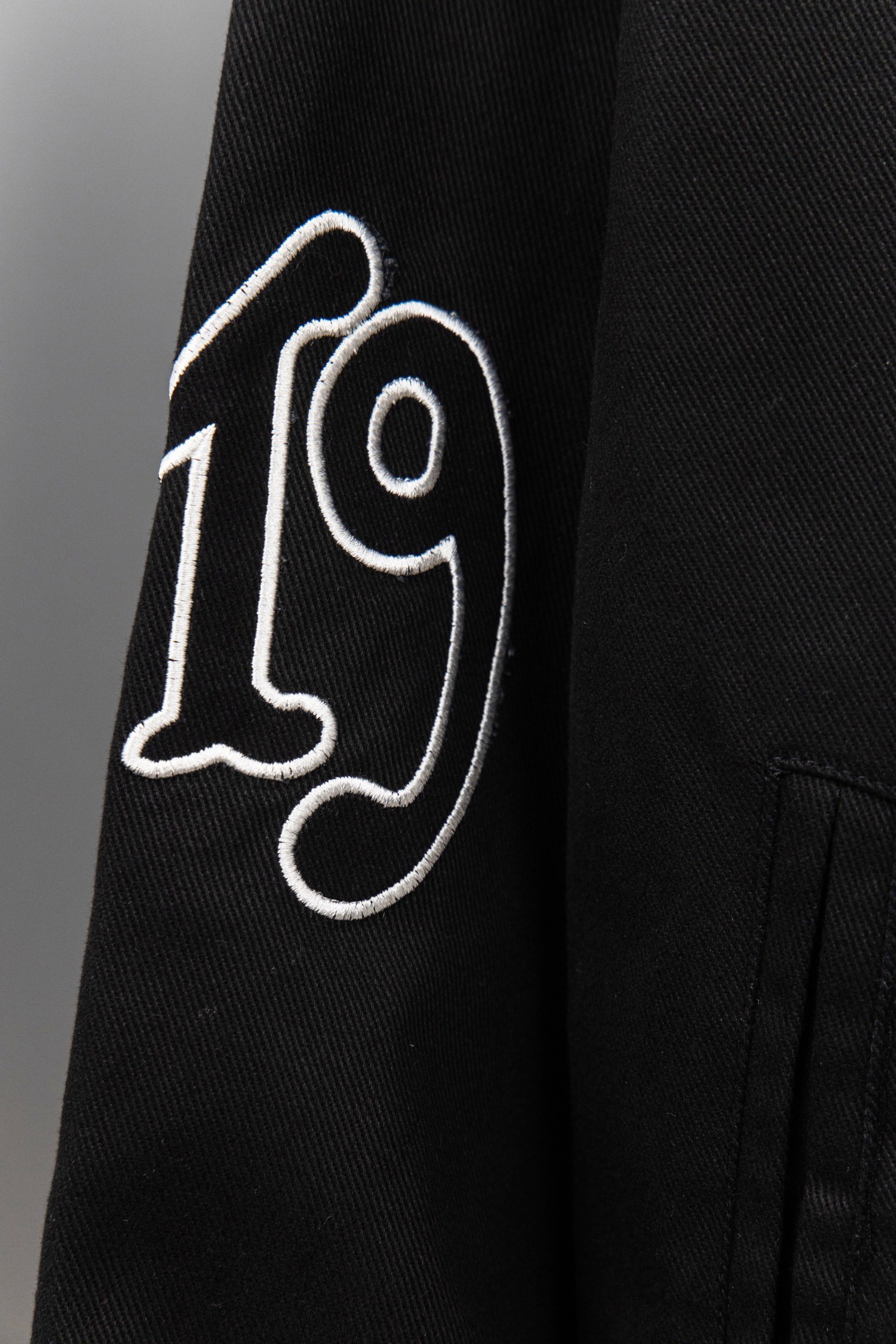 【PRADA旗艦店】プラダ ジャケット ご好評に付き再入荷！