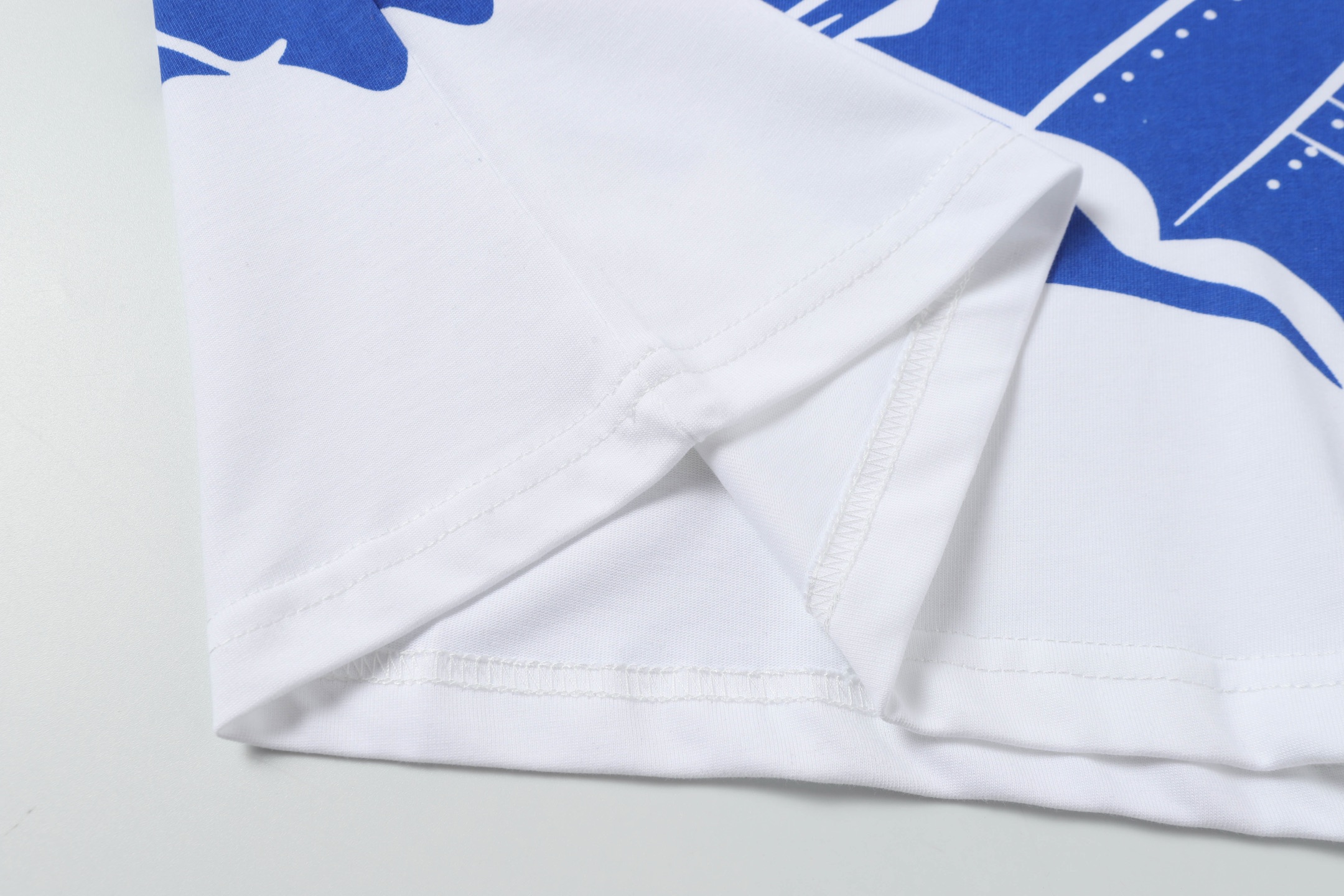 【BURBERRY 公式旗艦店】バーバリー Tシャツ ご好評に付き再入荷！