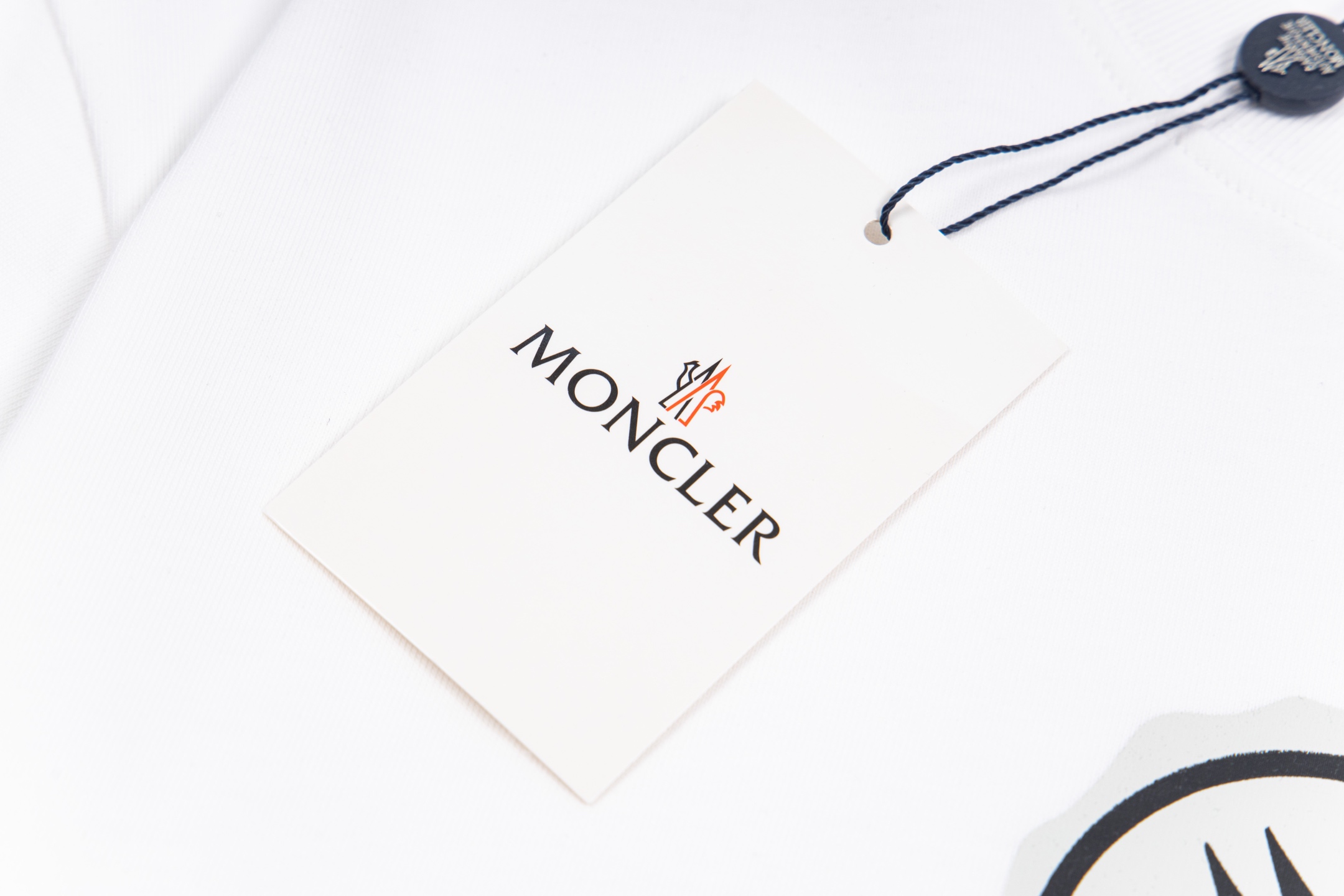 【Moncler 】（モンクレール）半袖Tシャツ 男女兼用、ご好評に付き再入荷！