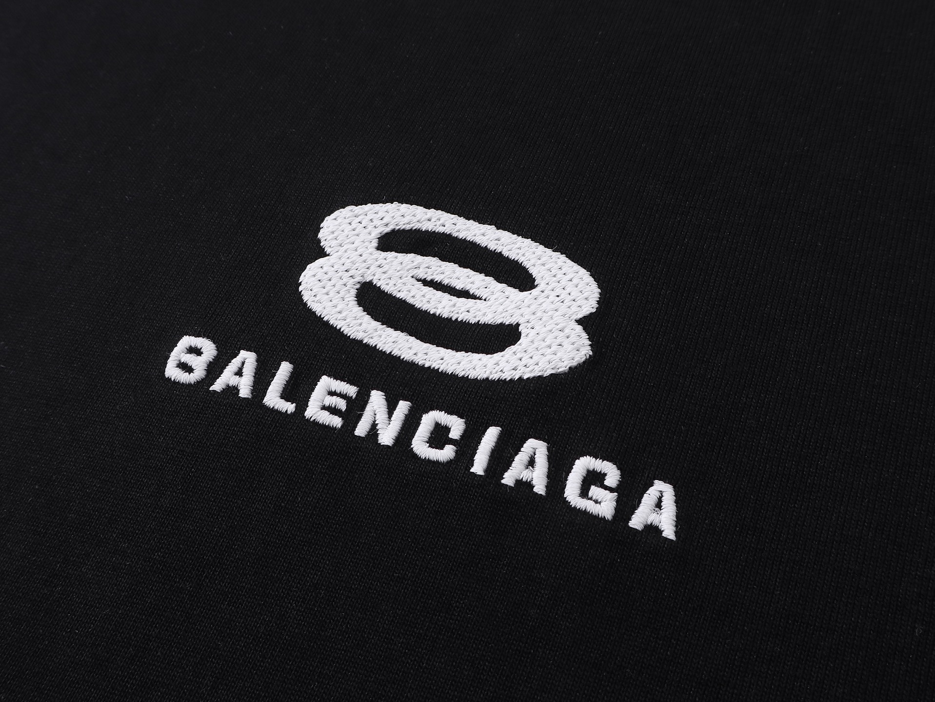 【BANELCIAGA旗艦店】バレンシアガ 半袖Tシャツ ご好評に付き再入荷！