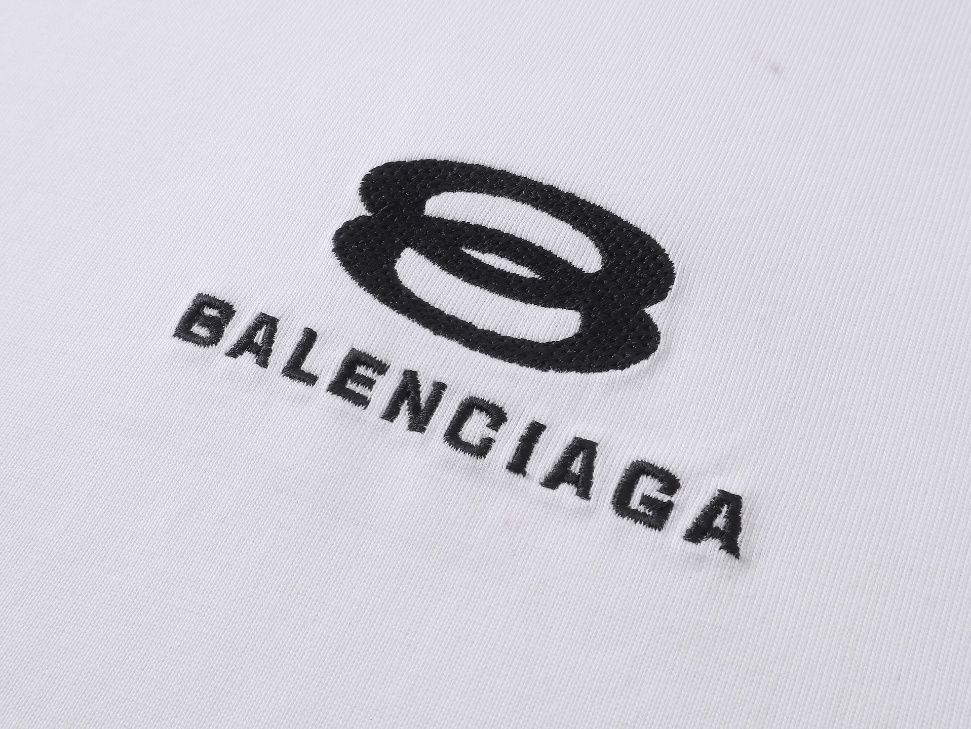 【BANELCIAGA旗艦店】バレンシアガ 半袖Tシャツ ご好評に付き再入荷！