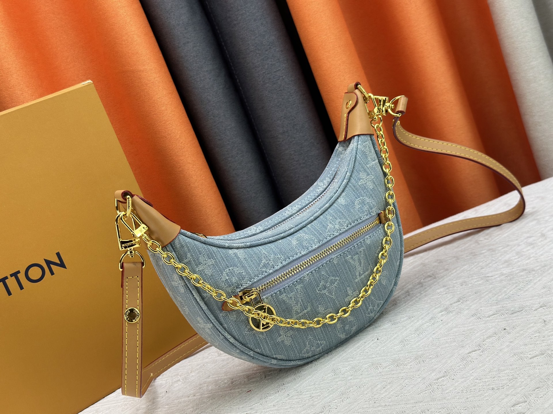 LOUIS VUITTON ルイヴィトン LOOP DENIM バッグ M24846