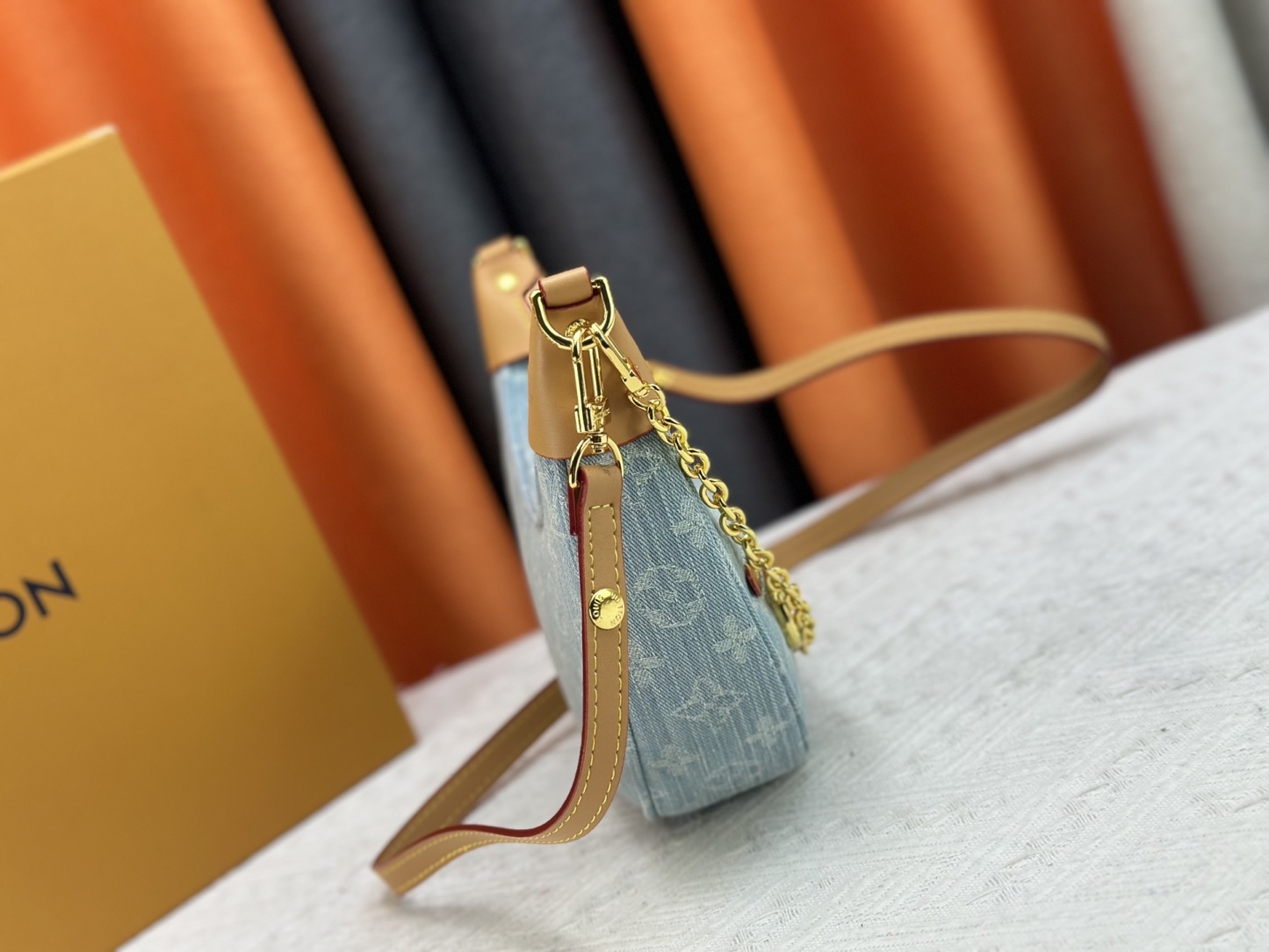 LOUIS VUITTON ルイヴィトン LOOP DENIM バッグ M24846