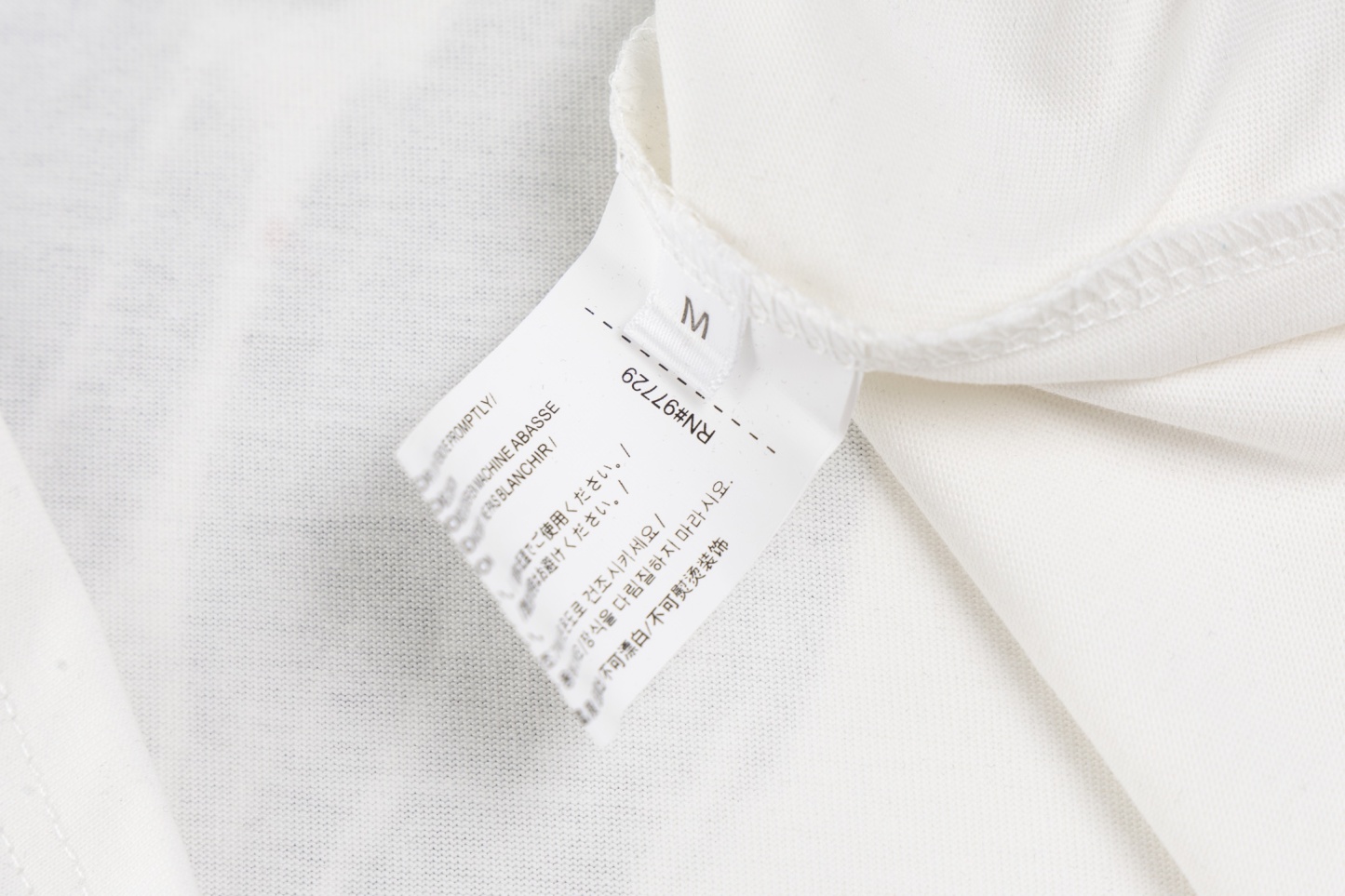 【CHROME HEARTS】（クロムハーツ）半袖Tシャツ、ご好評に付き再入荷！