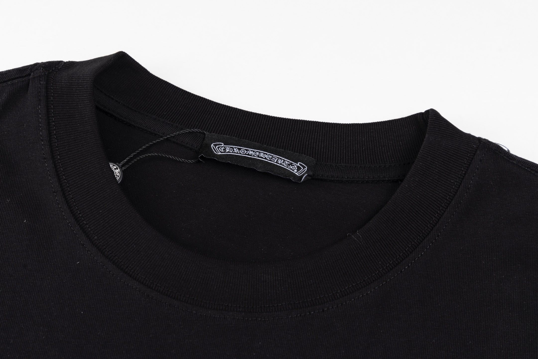 【CHROME HEARTS】（クロムハーツ）半袖Tシャツ、ご好評に付き再入荷！