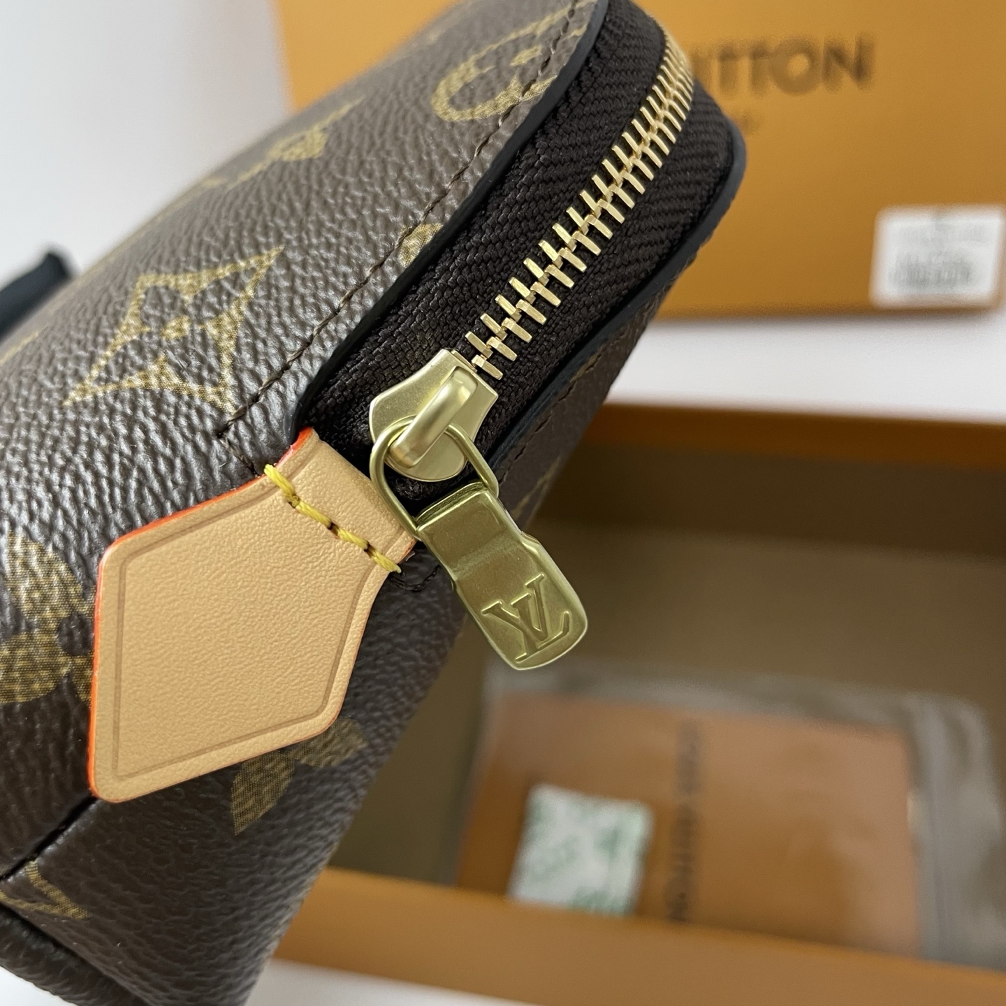 LOUIS VUITTON（ルイヴィトン）Monogram 化粧ポーチ M13766