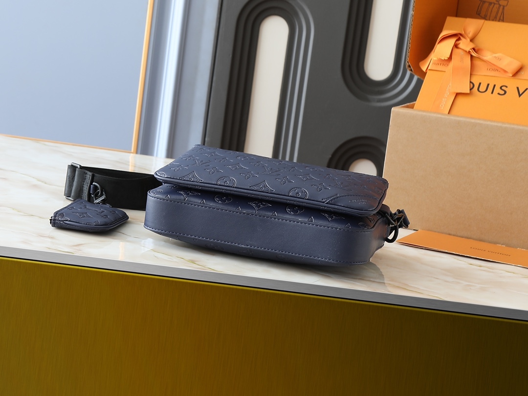 LOUIS VUITTON ルイヴィトン Trio メッセンジャーバッグ M14785