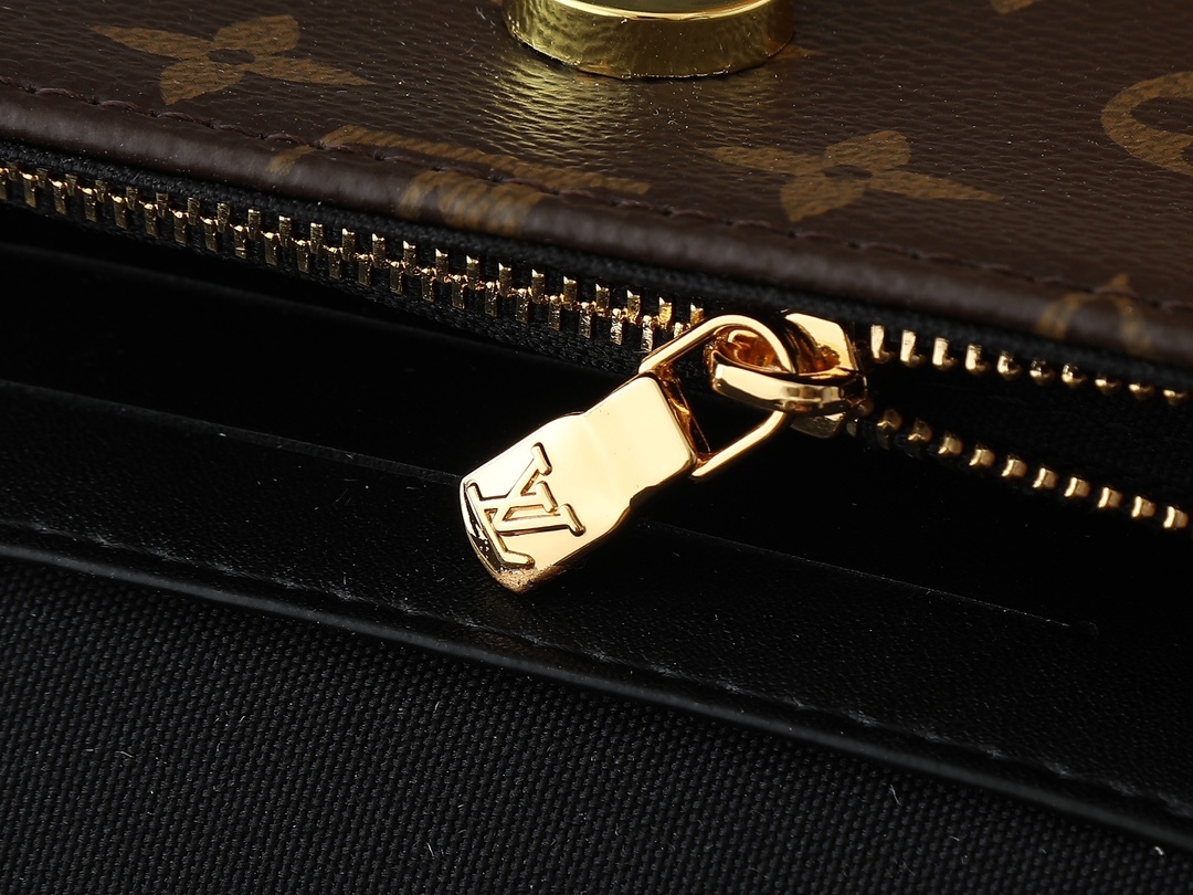 LOUIS VUITTON ルイヴィトン Wallet on Chain Ivy ショルダーバッグ M26587