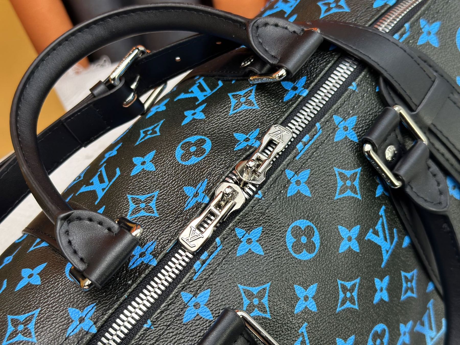 LOUIS VUITTON ルイヴィトン keepall bandouliere 45 トラベルバッグ