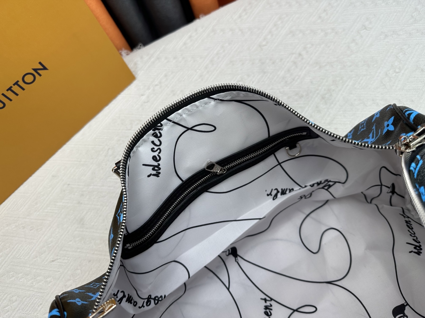 LOUIS VUITTON ルイヴィトン keepall bandouliere 45 トラベルバッグ