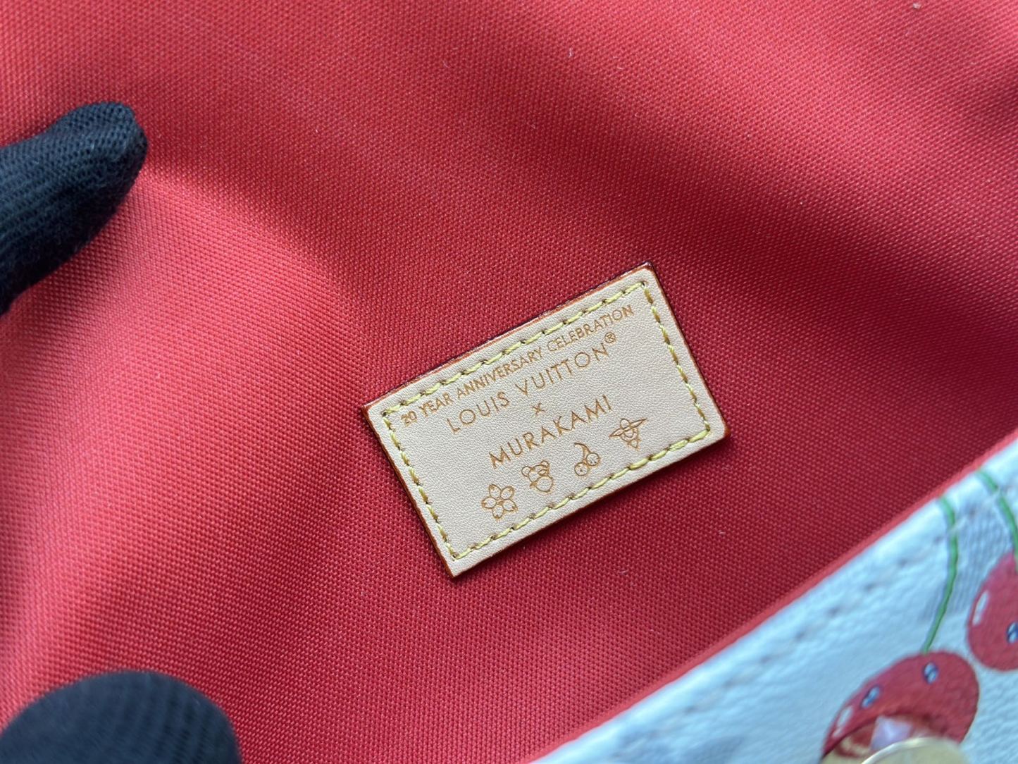 LOUIS VUITTON ルイヴィトン Wallet on Chain Ivy チェーンバッグ M14239