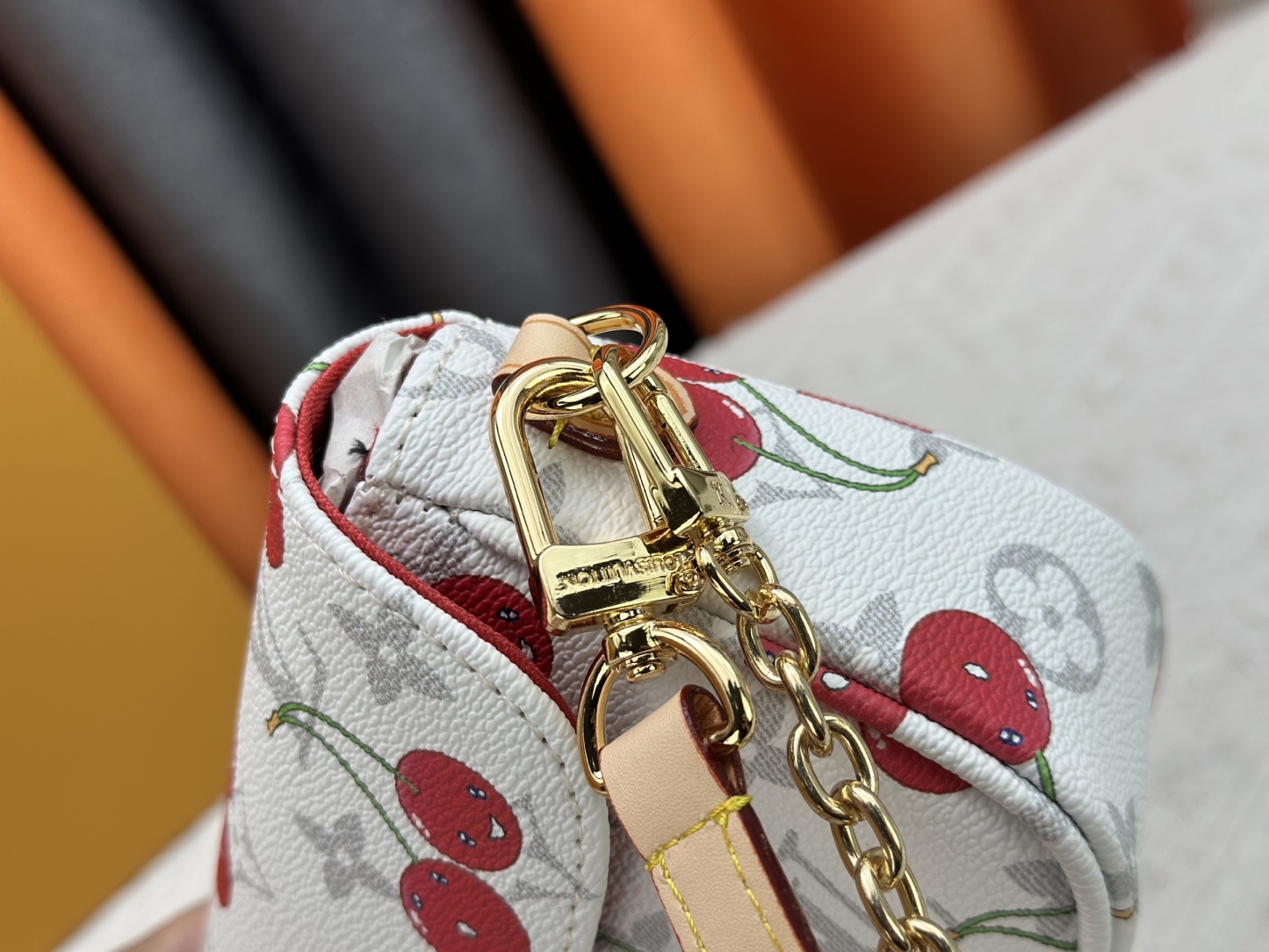 LOUIS VUITTON ルイヴィトン Wallet on Chain Ivy チェーンバッグ M14239