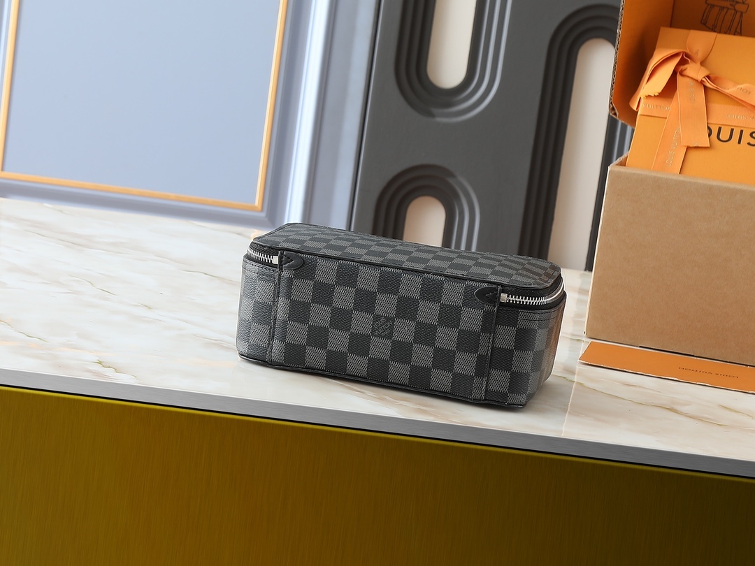 LOUIS VUITTON ルイヴィトン M43689 収納ボックス 化粧ポーチ