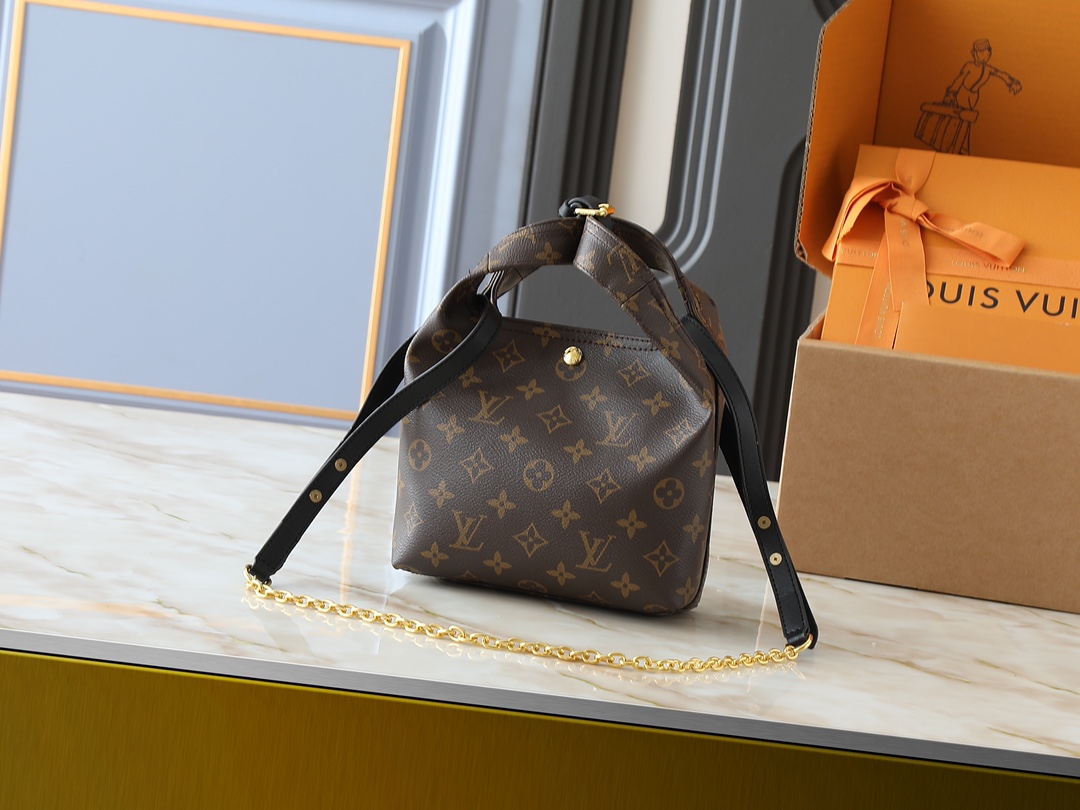 LOUIS VUITTON ルイヴィトン Atlantis BB M46816 ハンドバッグ
