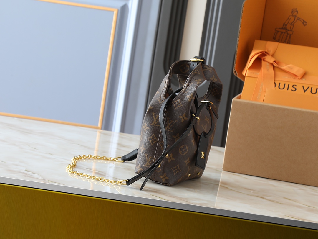 LOUIS VUITTON ルイヴィトン Atlantis BB M46816 ハンドバッグ