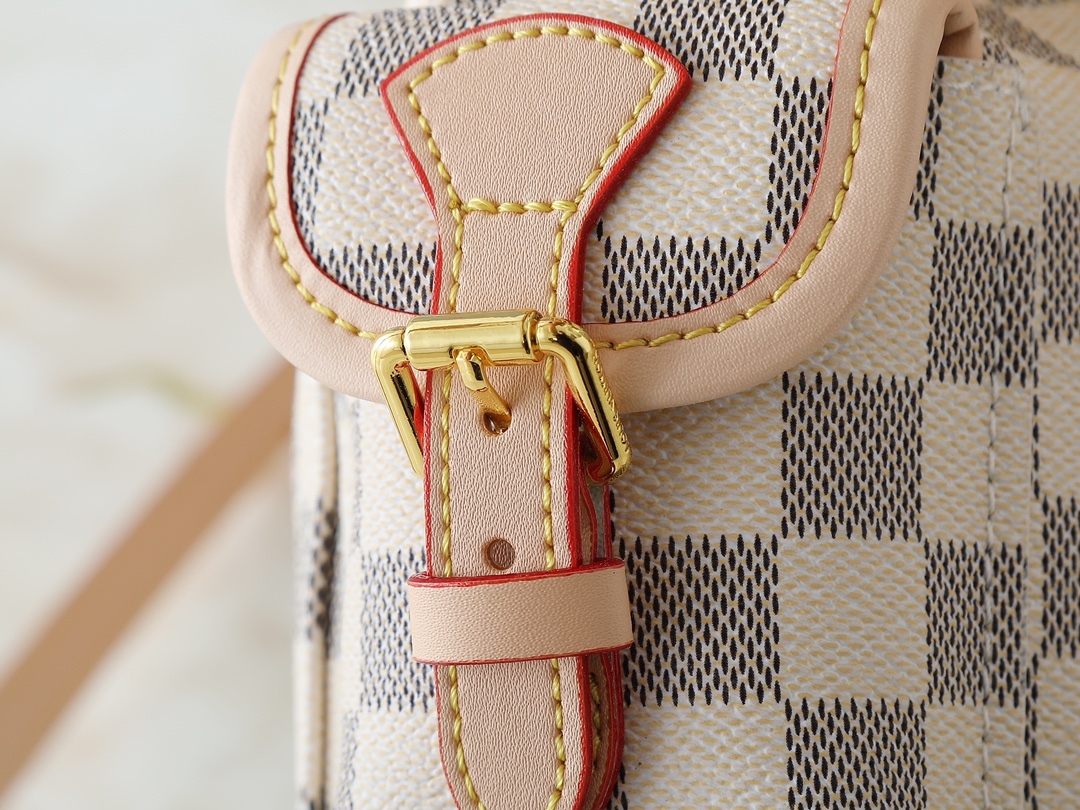 LOUIS VUITTON ルイヴィトン Odysée クロスボディバッグ M25085