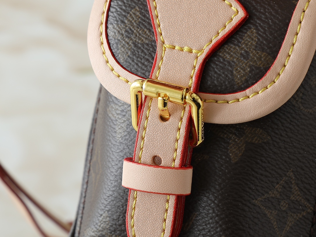 LOUIS VUITTON ルイヴィトン Odysée クロスボディバッグ M25085